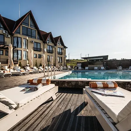 Conacul Archia 4*